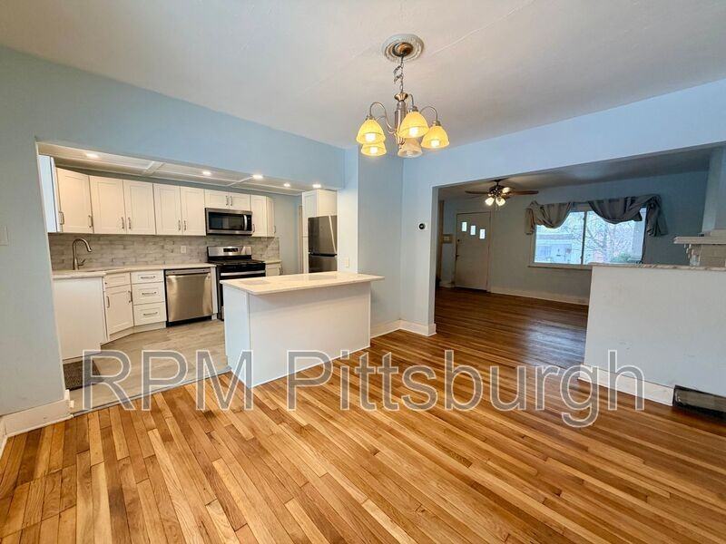 1612 Oak Grove Ave - Photo 5 of 13