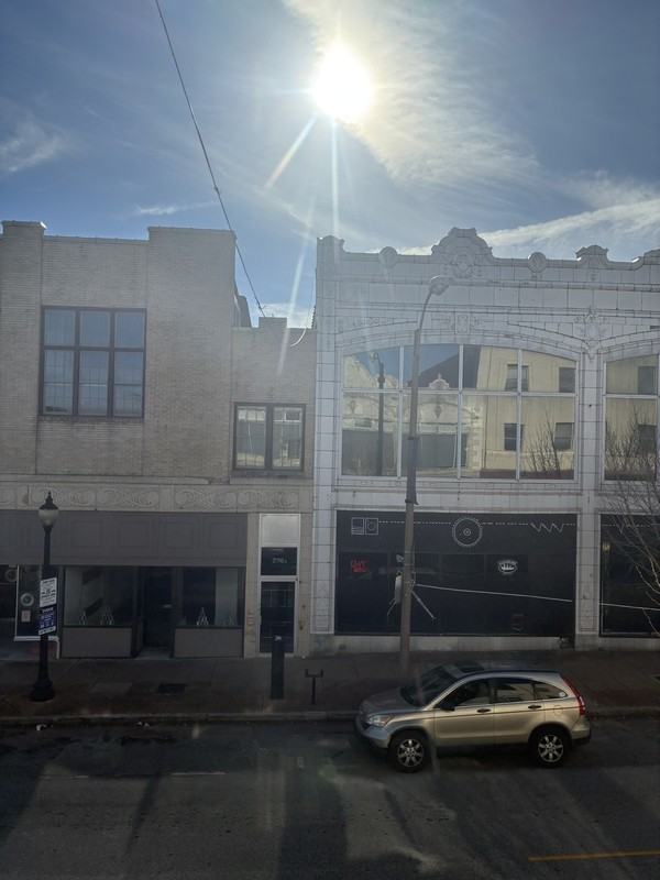 2710 Cherokee St - Photo 2 of 14