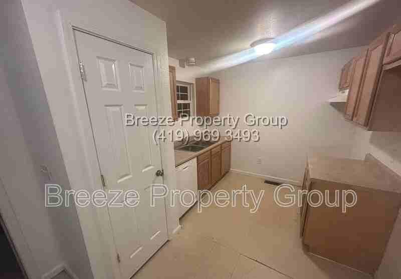 520 Nova St - Photo 3 of 10