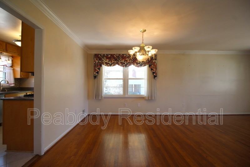 8504 Wagon Wheel Rd - Photo 7 of 30