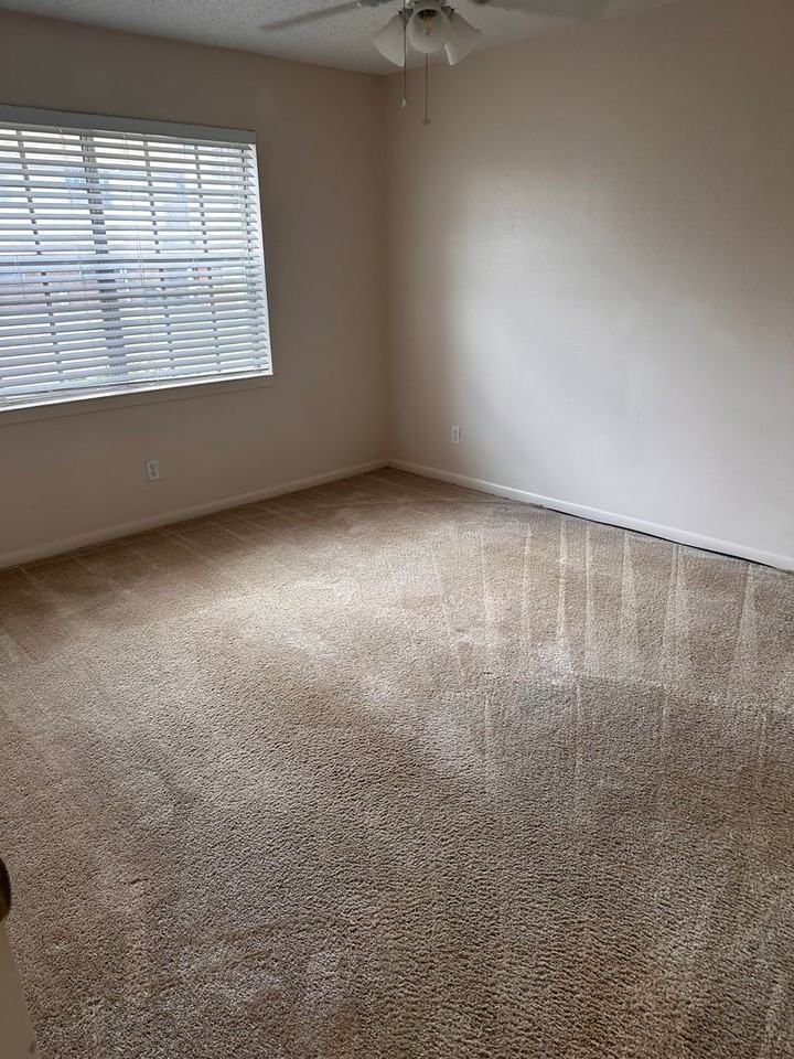 MER-Teresa Village Apartments - Photo 4 of 6