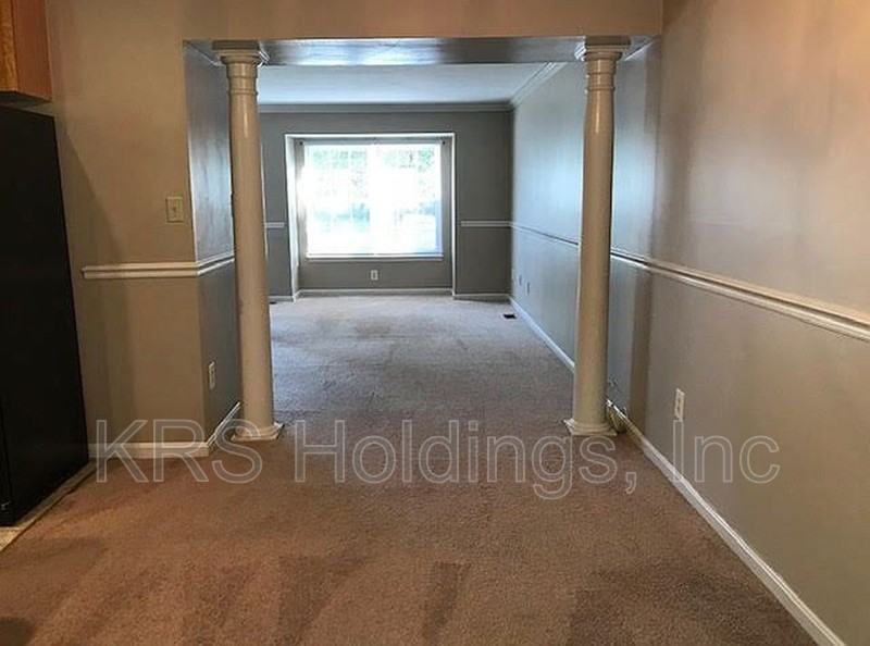 604 Backridge Ct - Photo 5 of 8