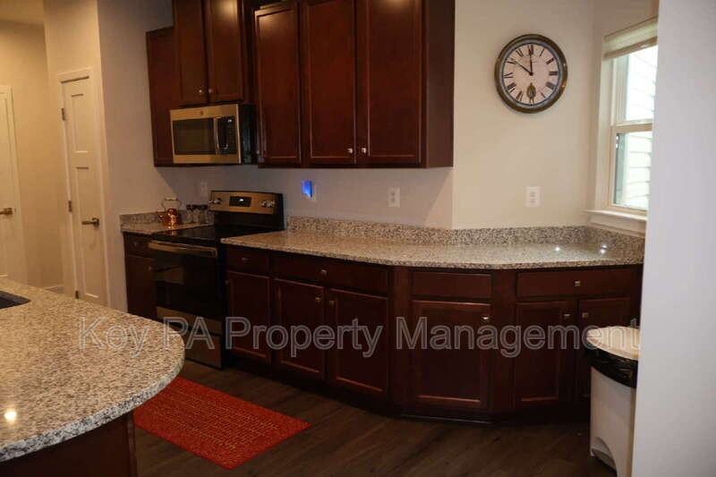 659 Thomas Penn Dr - Photo 4 of 24