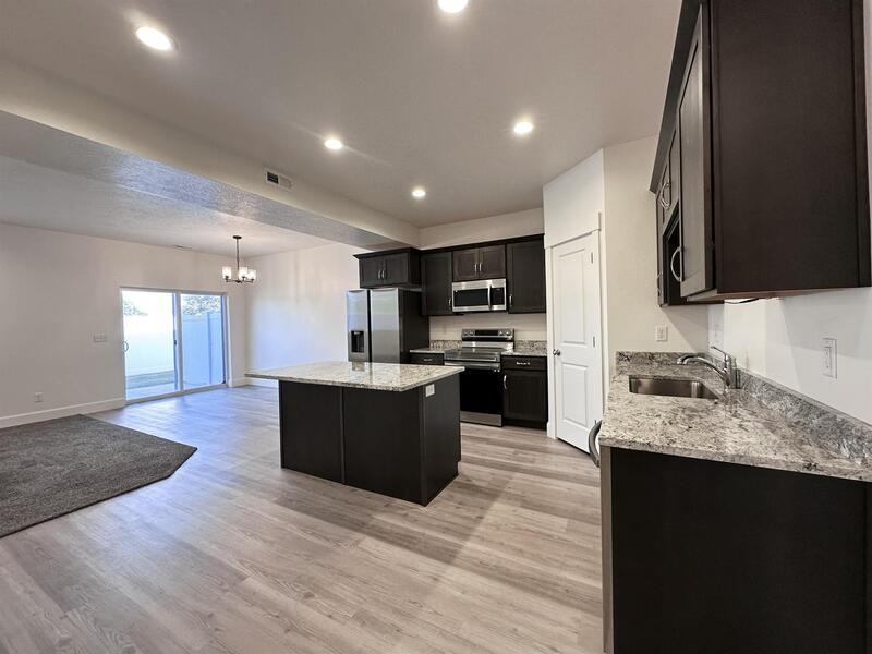 250 Ws #149 - Photo 2 of 15