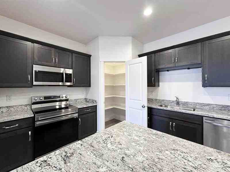 250 Ws #149 - Photo 3 of 15