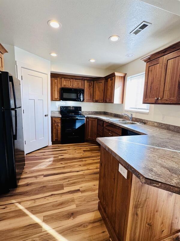 16031 Nw #1 - Photo 3 of 14