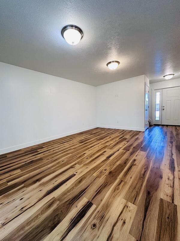 16031 Nw #1 - Photo 4 of 14