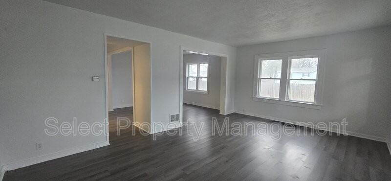 7006 Elzey St - Photo 2 of 27