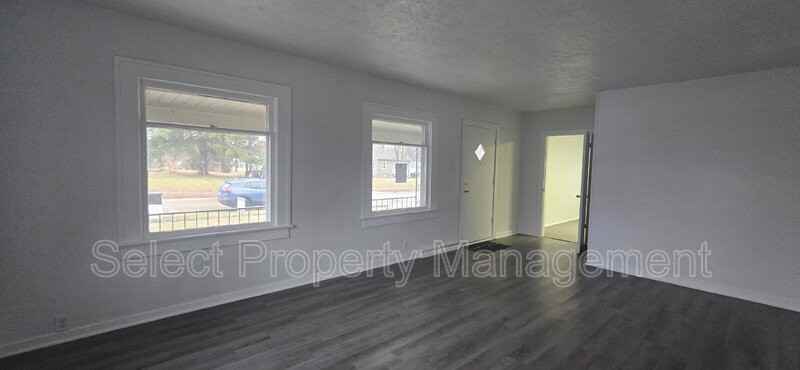 7006 Elzey St - Photo 3 of 27