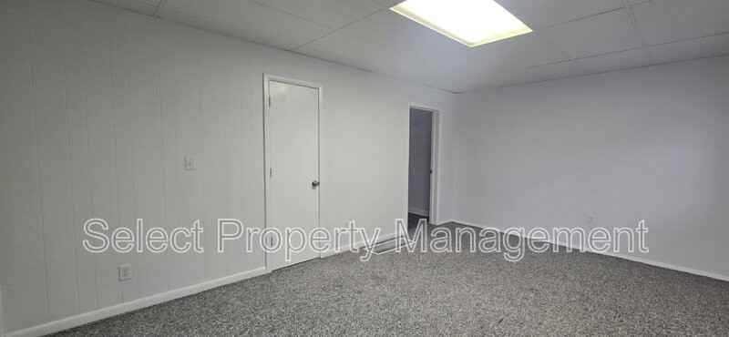 7006 Elzey St - Photo 5 of 27