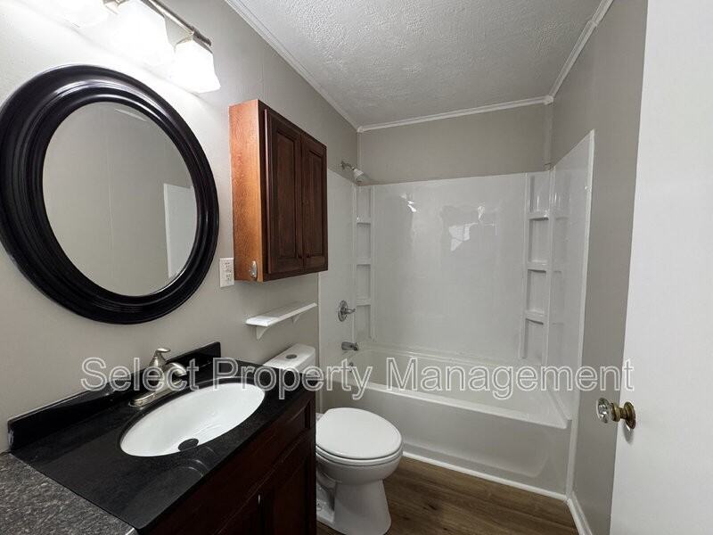 1909 Jessie Ave - Photo 7 of 19