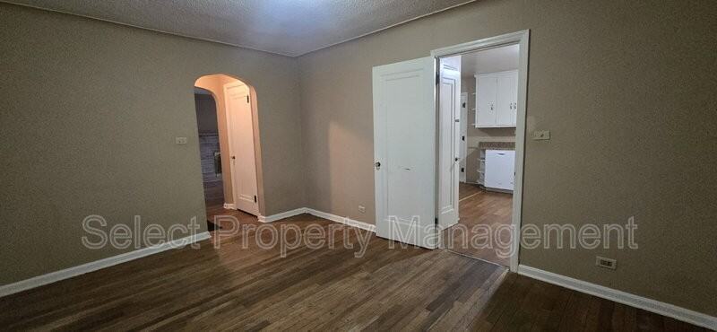 7610 W Jefferson Blvd - Photo 3 of 21