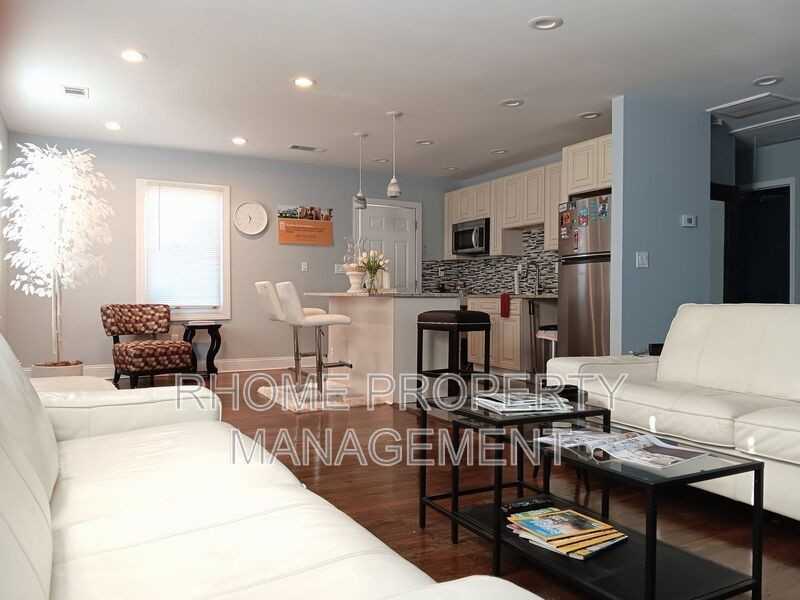 1711 Candler Rd - Photo 7 of 27