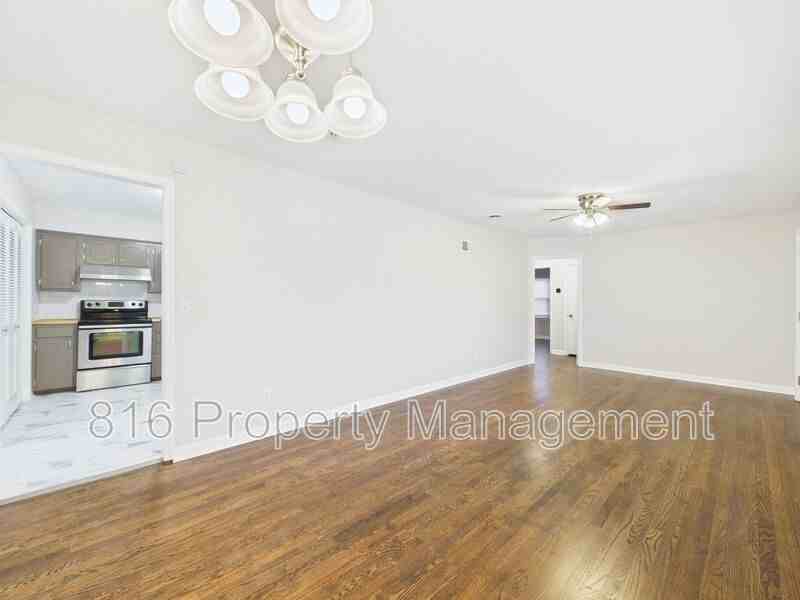 5725 Blue Ridge Blvd - Photo 6 of 27