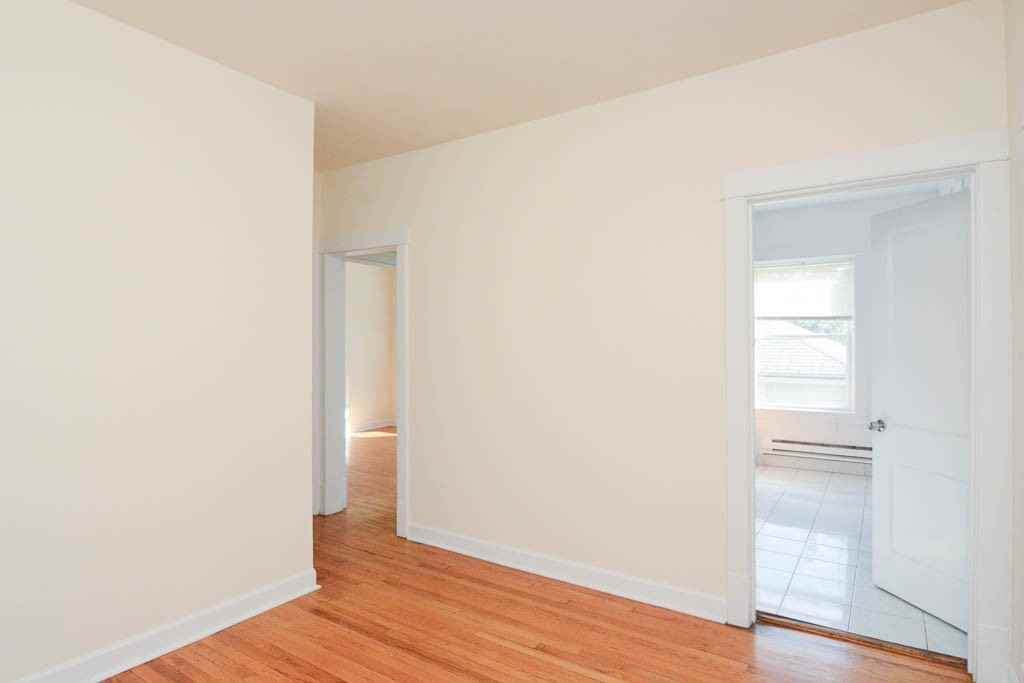 2915 W George St #1 - Photo 6 of 21