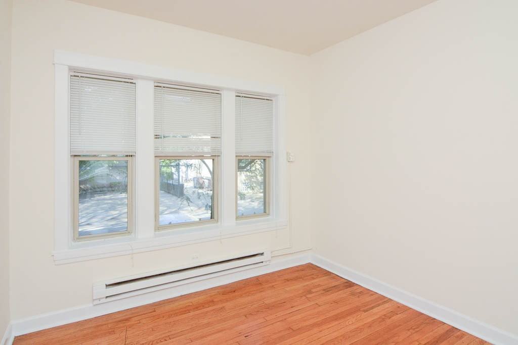 2915 W George St #1 - Photo 7 of 21