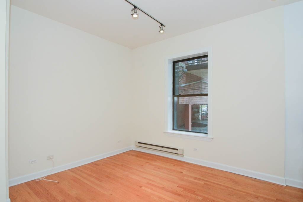 4715 N Sheridan Rd #13N - Photo 6 of 17