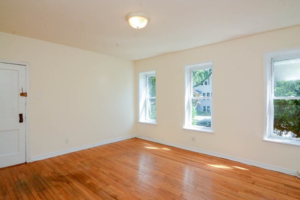 3000 N Whipple St #1 - Photo 4 of 20