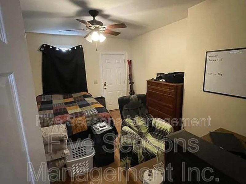 67 King St - Photo 5 of 9