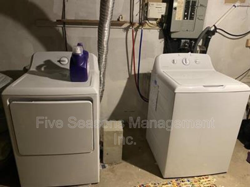 67 King St - Photo 7 of 9