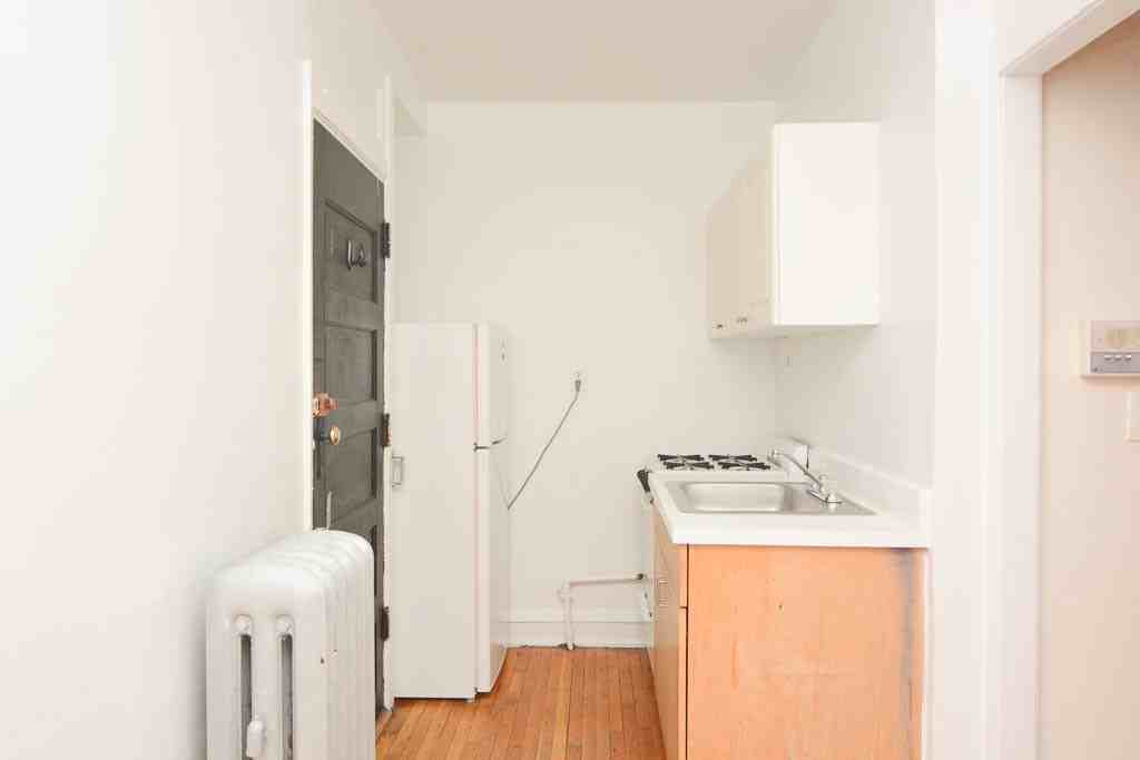 3304 W Schubert Ave #1I - Photo 2 of 21