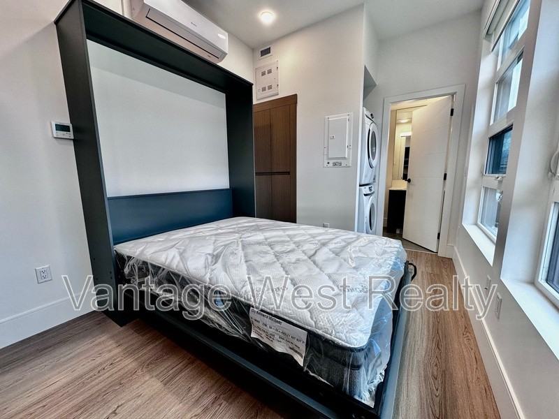 3201 Richter St - Photo 5 of 9