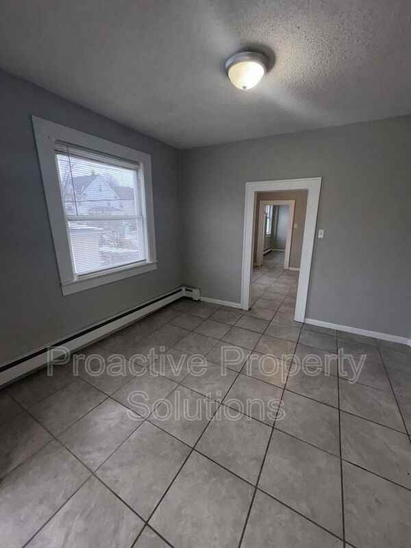 534D Cherry St - Photo 3 of 25