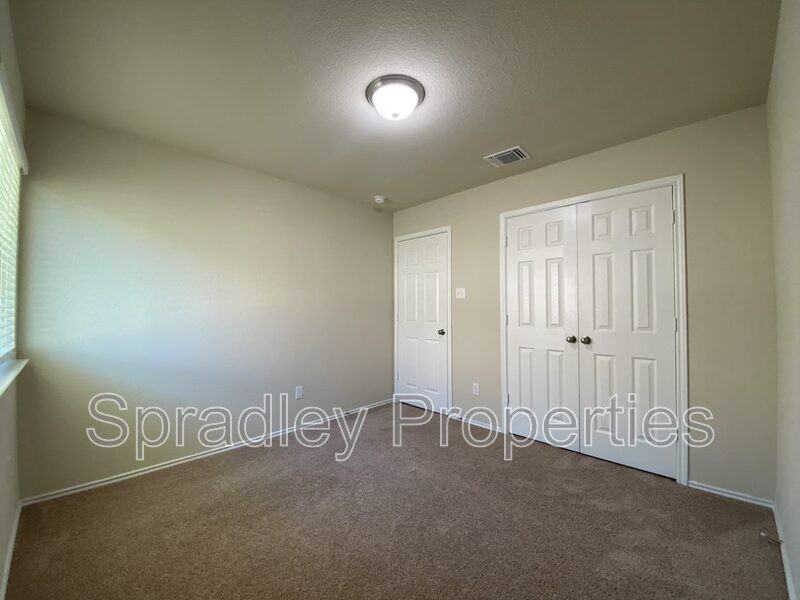 1203 Iron Glen Dr - Photo 6 of 12