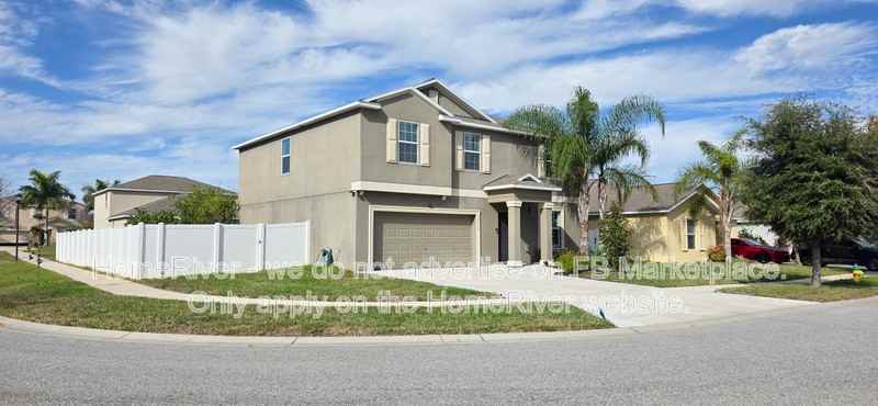 12612 Flatwood Creek Dr - Photo 3 of 44