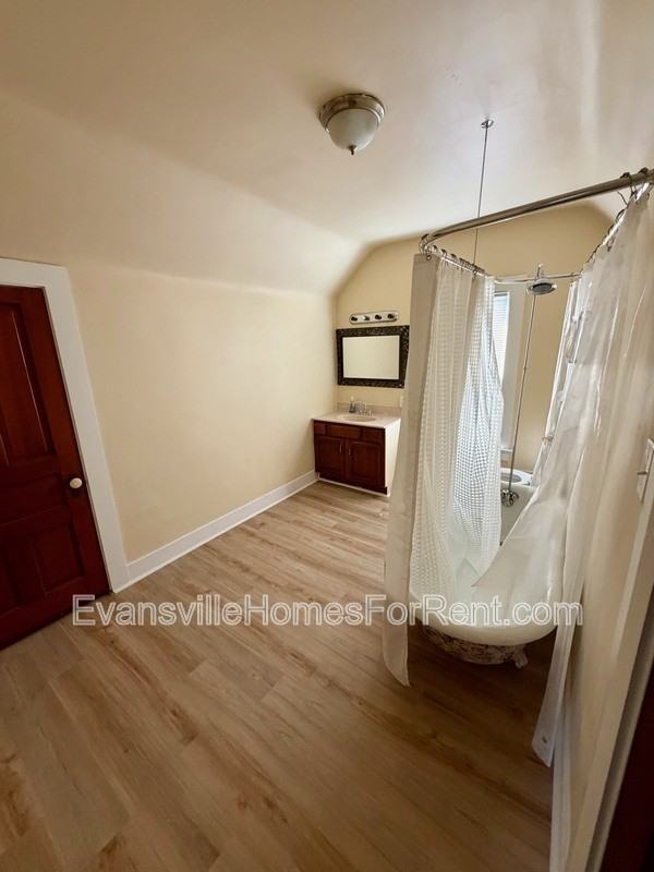 504 Casselberry Ave - Photo 7 of 7