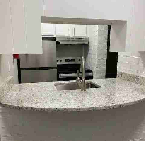 Willow Lake Apartments - Photo 4 of 15