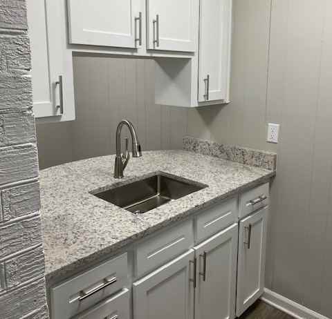 Willow Lake Apartments - Photo 5 of 15