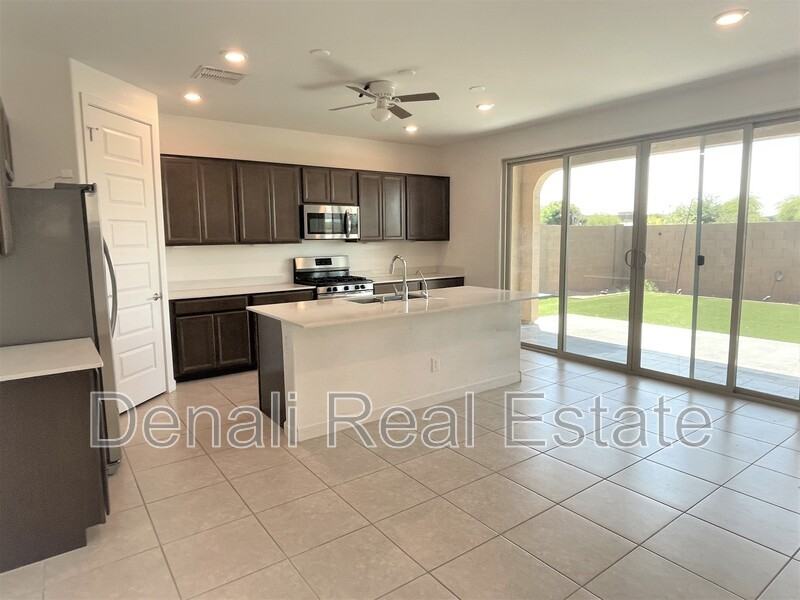 1810 S Jesse Pl - Photo 5 of 31