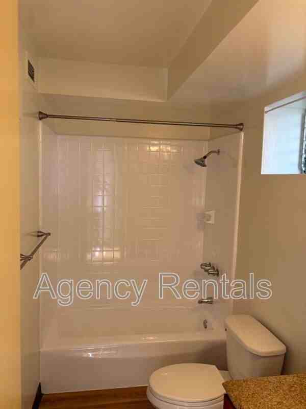 1525 Kewalo St #1707 - Photo 5 of 11