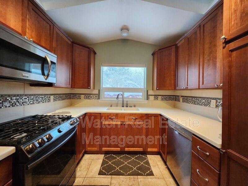 2421 Asterion Cir - Photo 6 of 18