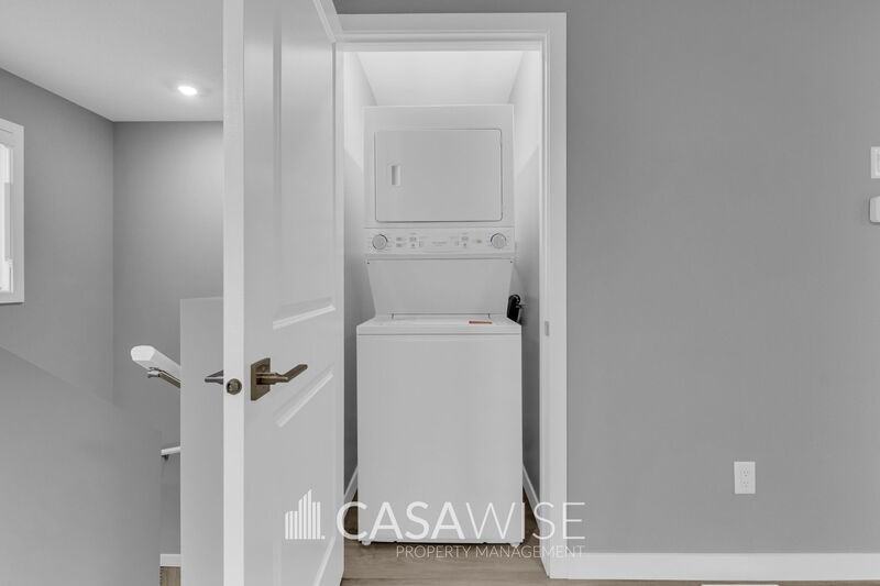 157 10250Gstreet Northwest - Photo 4 of 14