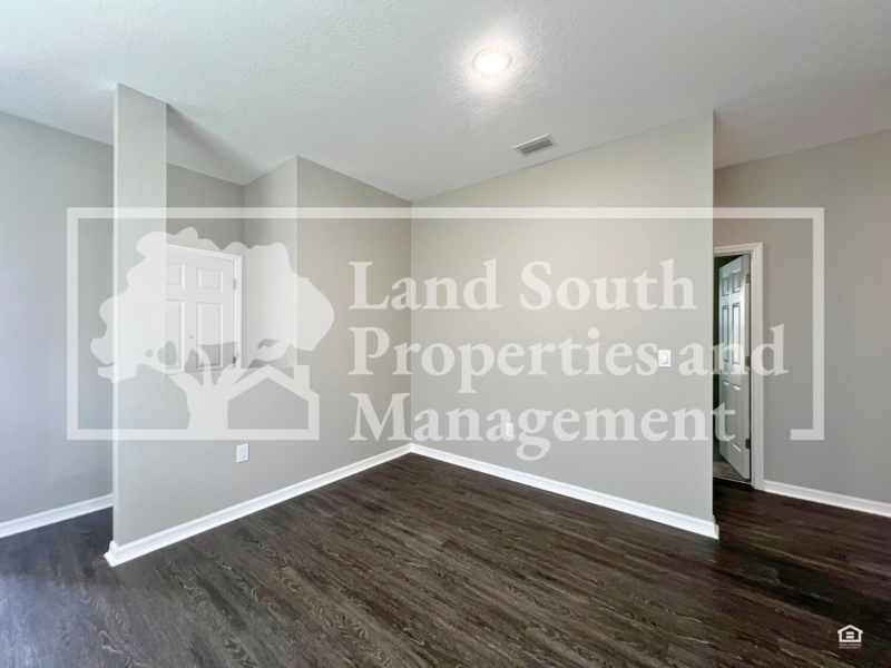 3419 Cup Dr - Photo 4 of 18