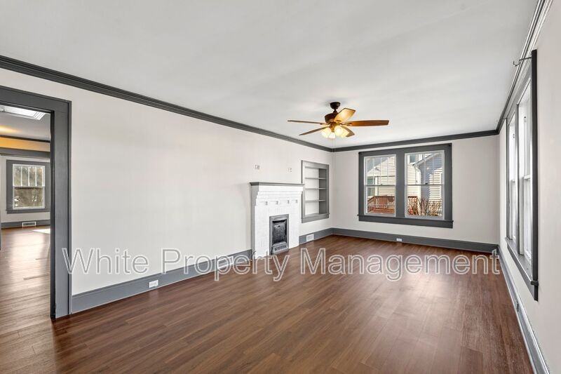 401 W Ketchie St - Photo 2 of 20