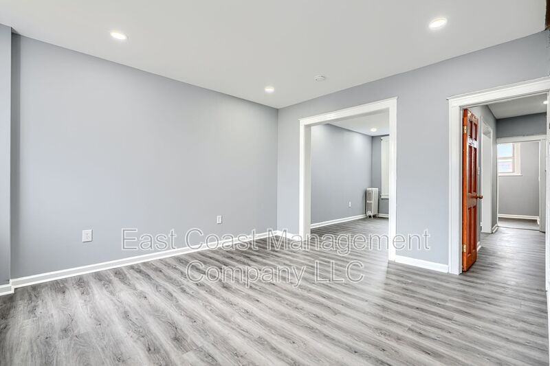 2316 Garrett Ave - Photo 5 of 27