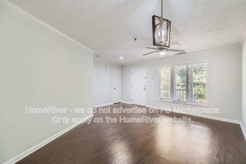 2785 Country Ct Se #B - Photo 6 of 25