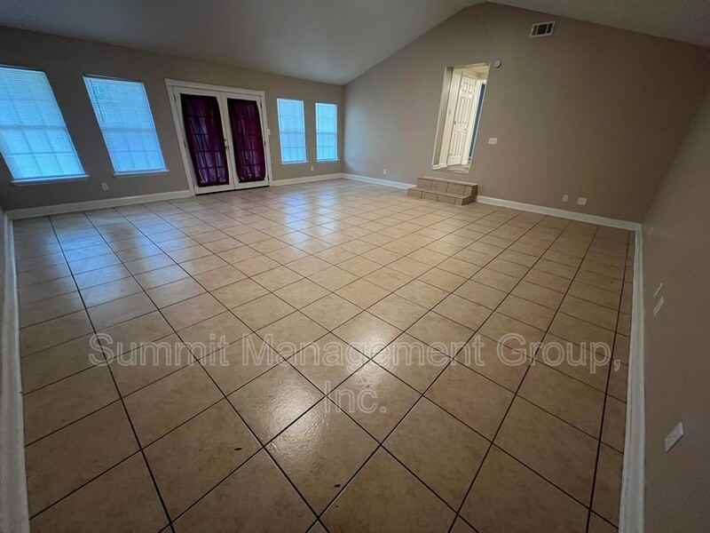 71 Jackson St - Photo 6 of 25