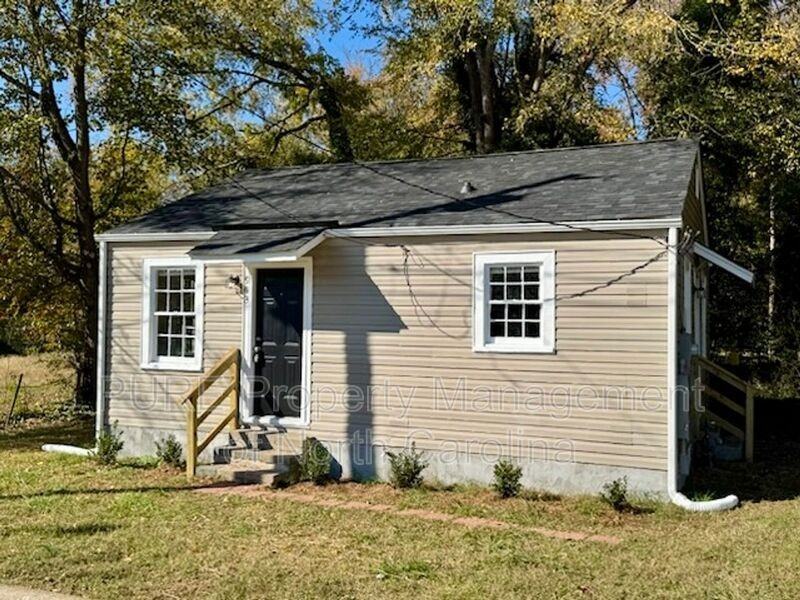 903 Holt St - Photo 3 of 19