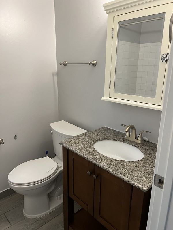 987 Montie Rd - Photo 5 of 16