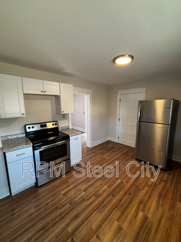 1938 E 6th St - Photo 6 of 16