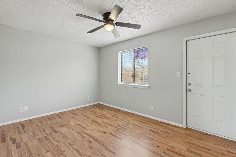 1037 S Happy Hollow Rd #6 - Photo 6 of 32