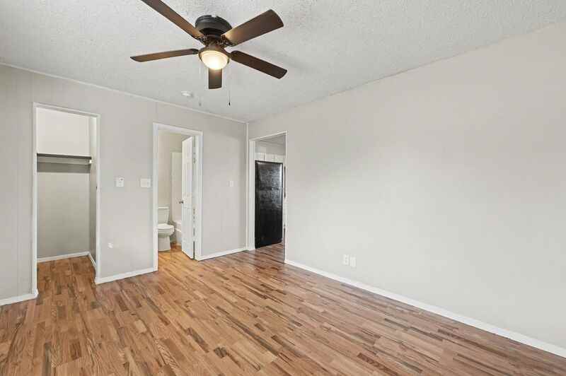 1037 S Happy Hollow Rd #6 - Photo 7 of 32