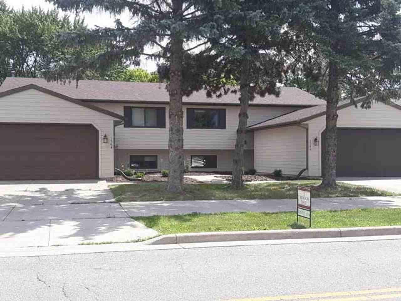 1458 S Nicolet Rd - Photo 3 of 11