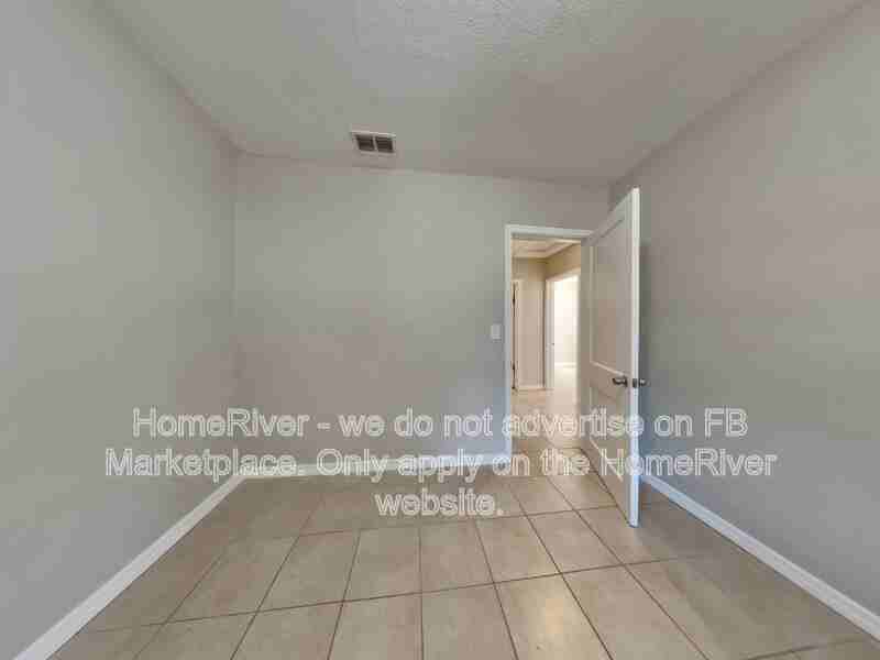 8127 Lexington Dr - Photo 6 of 15