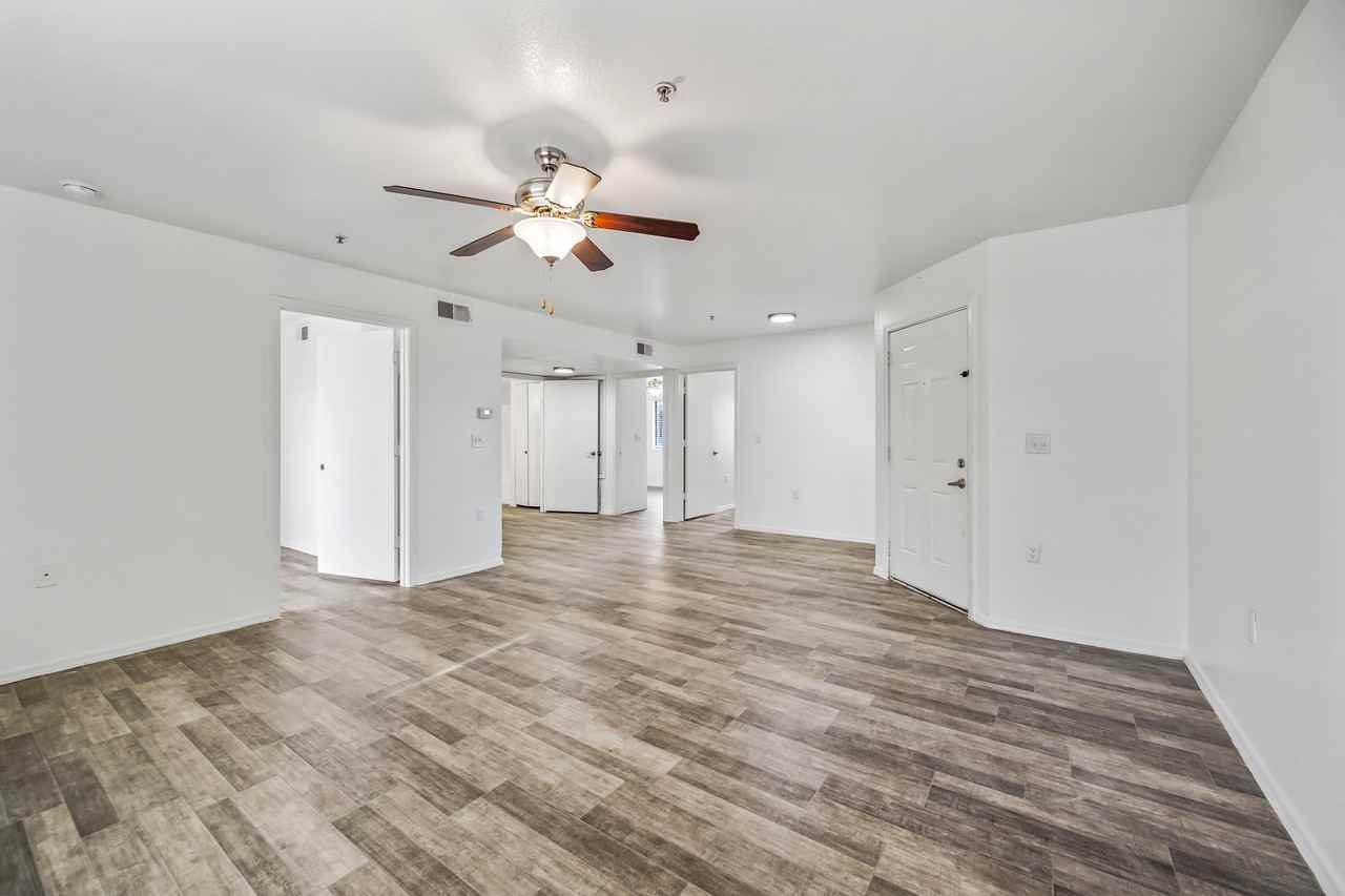 3065 North 67th Avenue #122 - Photo 3 of 25