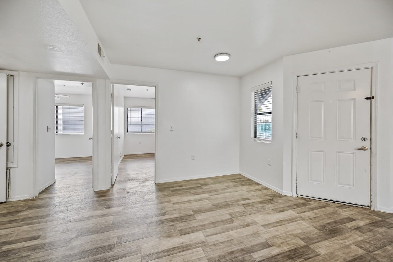 3065 North 67th Avenue #122 - Photo 4 of 25